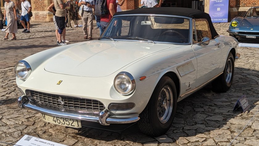 Ferrari 275 gts