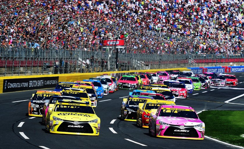 Наскар старт