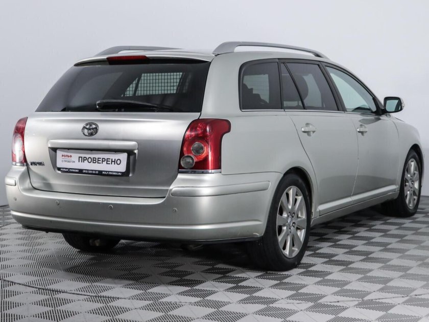 Toyota Avensis 2008 универсал