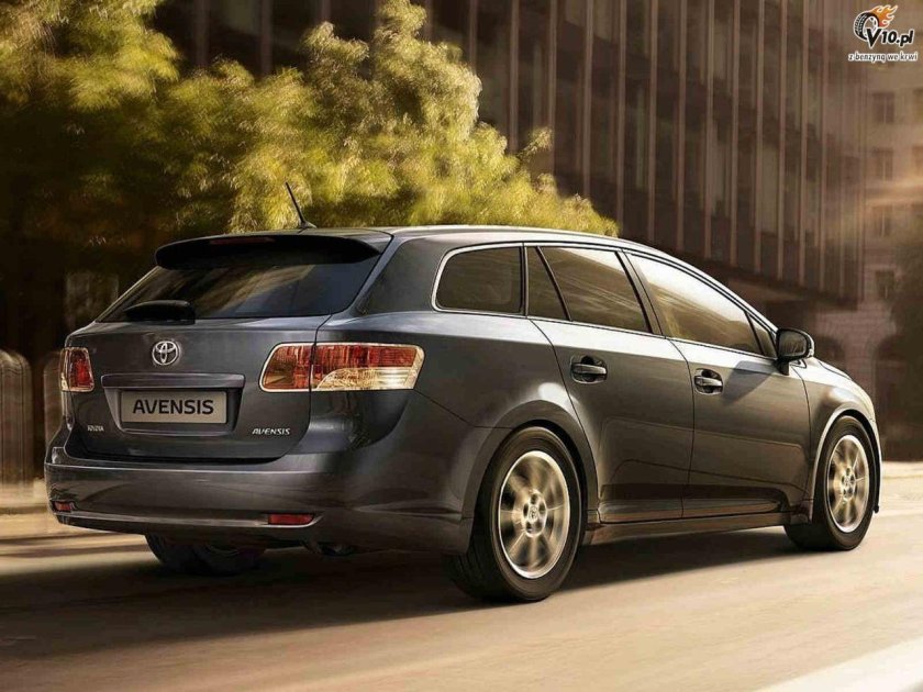 Toyota Avensis 2009 универсал