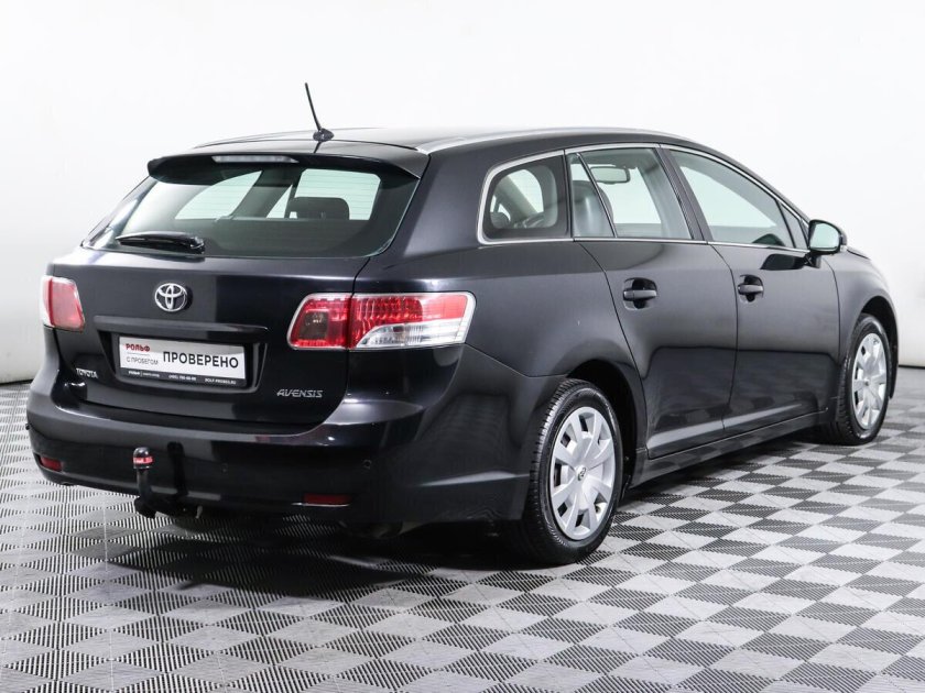 Тойота Авенсис 3 универсал