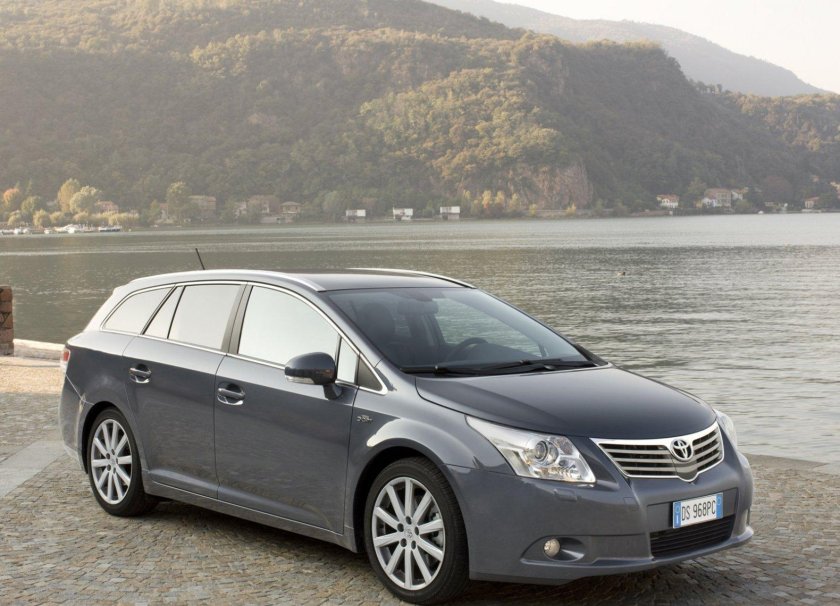 Toyota Avensis 2009