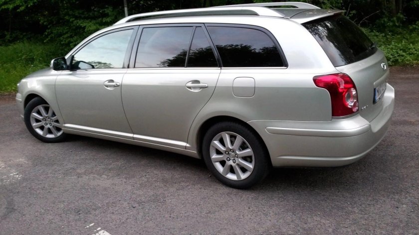 Тойота Авенсис т 25 универсал