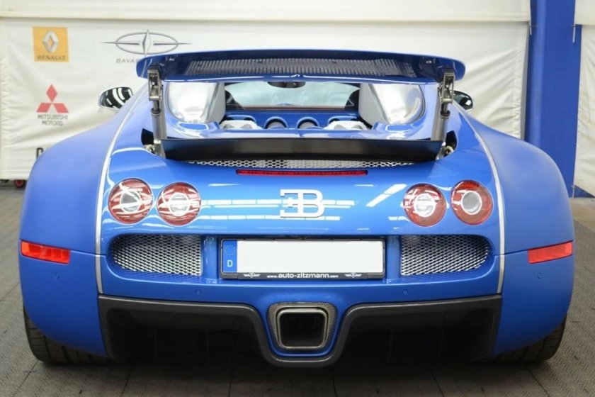 Bugatti veyron bleu centenaire