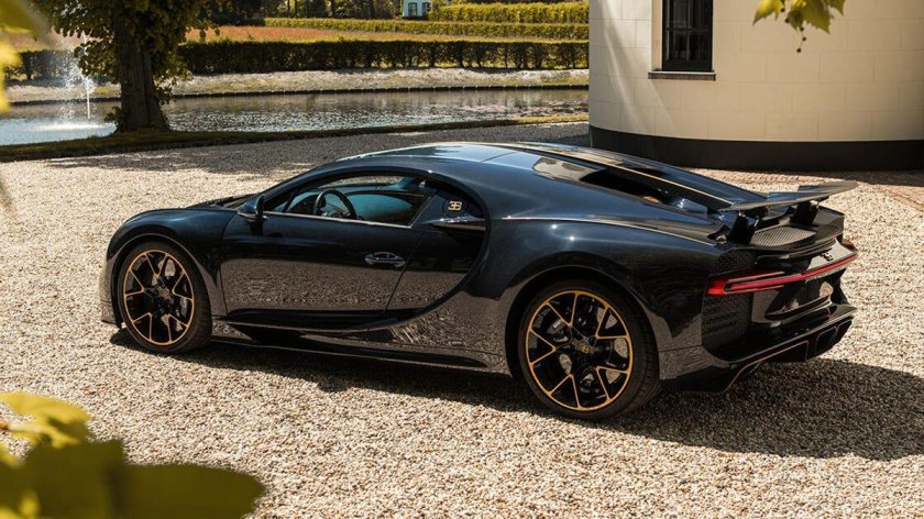 Бугатти ЧИРОН 2022