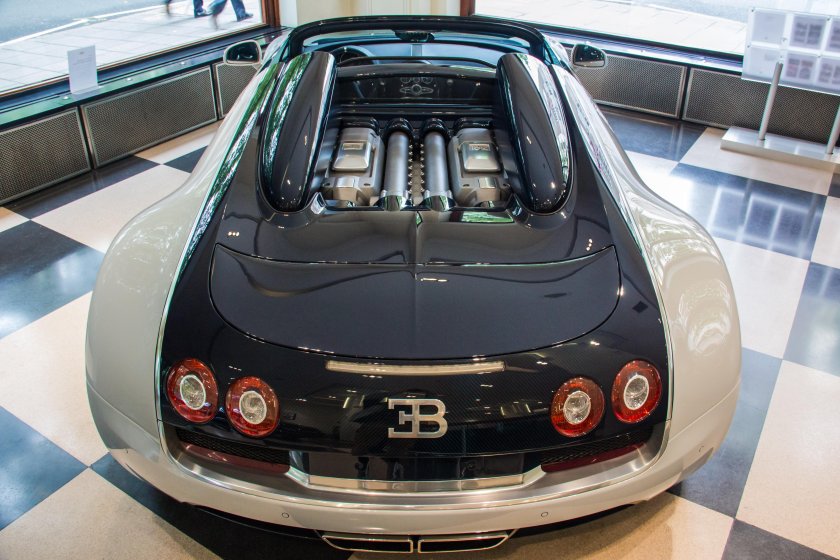 Бугатти багажник