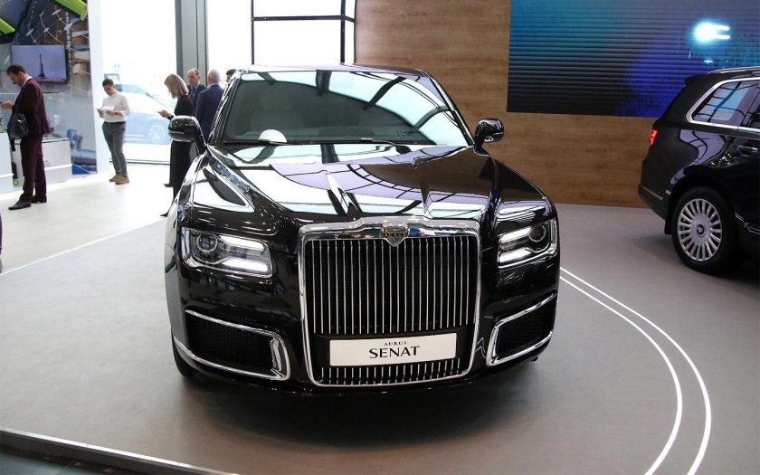Седан Aurus Senat