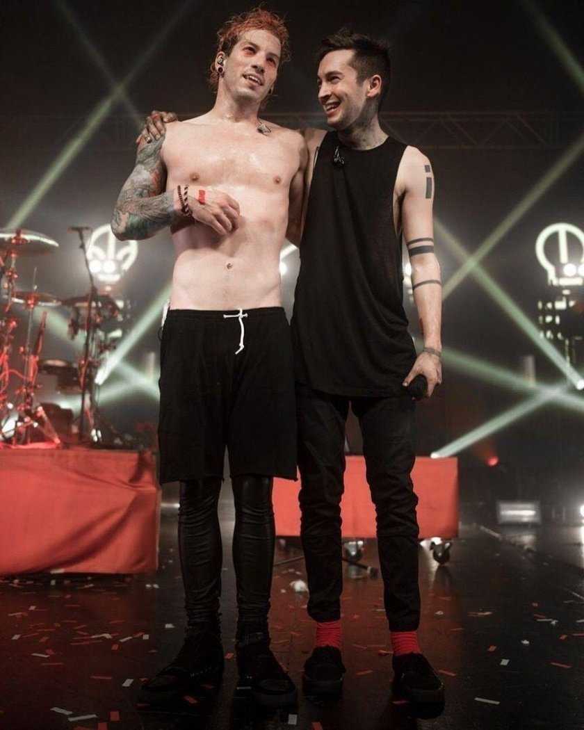 Тайлер и Джош