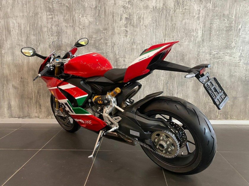 Мотоцикл ducati panigale