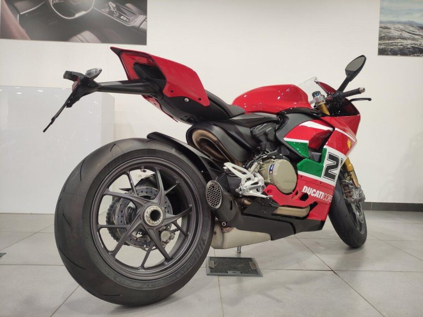 Мотоцикл ducati