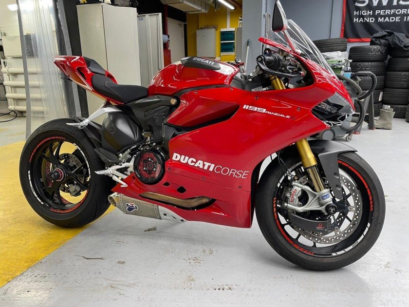 Дукати panigale v4