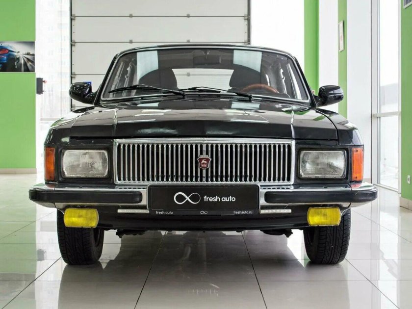 Волга ГАЗ 3102 черная