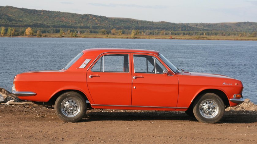 ГАЗ 2410 Волга красная