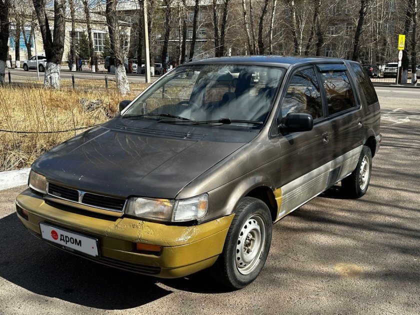 Mitsubishi space runner 1991 1999