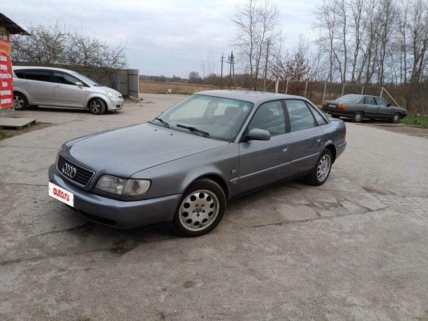 Ауди 100 92