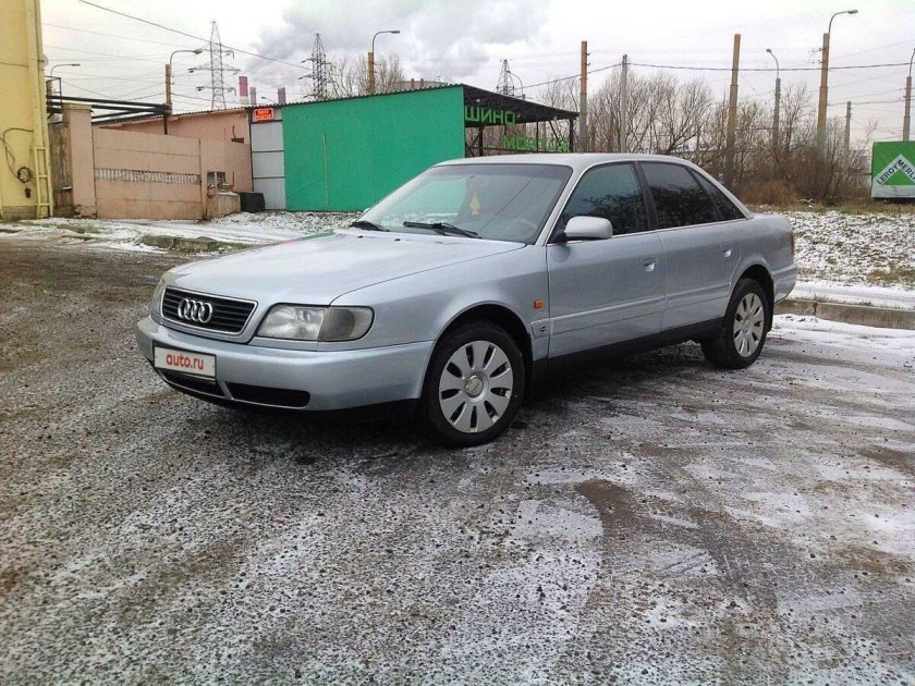 Ауди а4 2000г