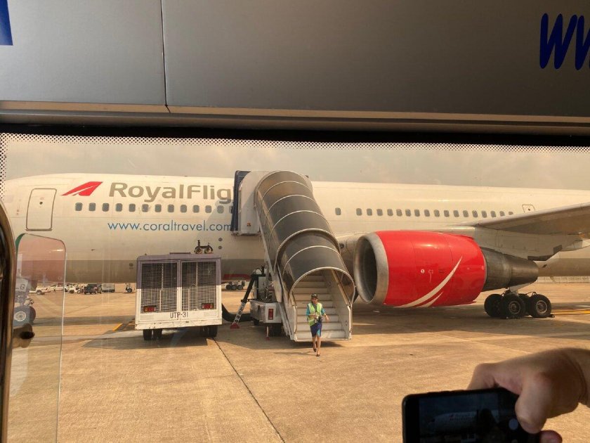 Роял флайт авиакомпания самолеты