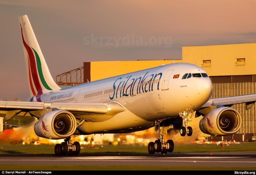 Airbus a330-200 srilankan Airlines