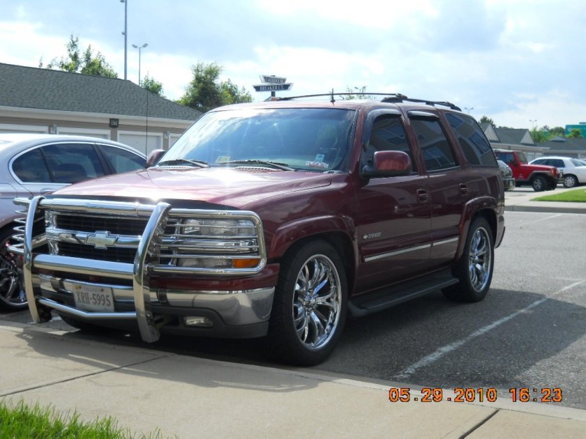 Chevrolet Tahoe 2003