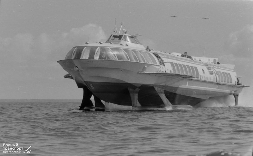 Рыбинское водохранилище Метеор