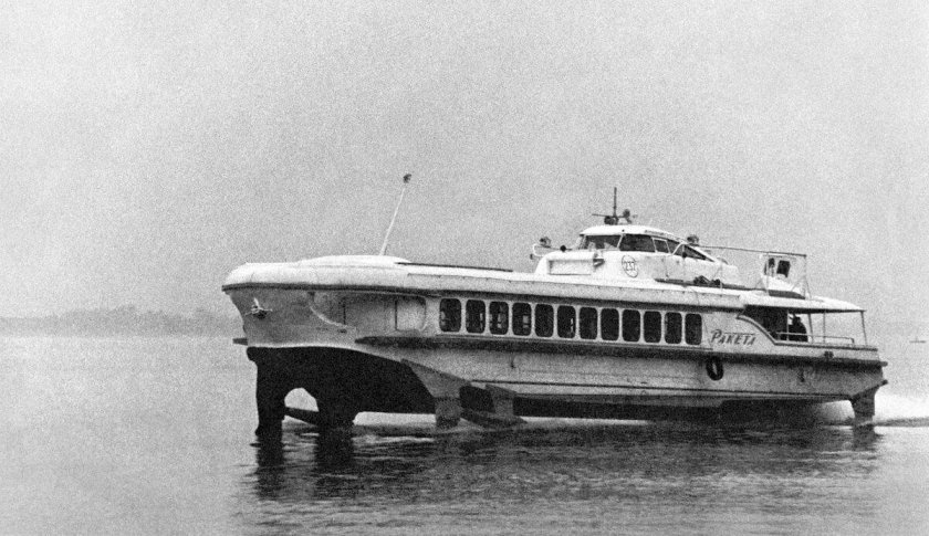 Пассажирский газотурбоход «циклон 250м»