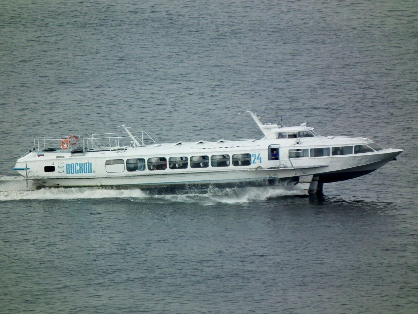 Пассажирский газотурбоход «циклон 250м»