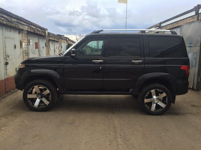 УАЗ Патриот r20