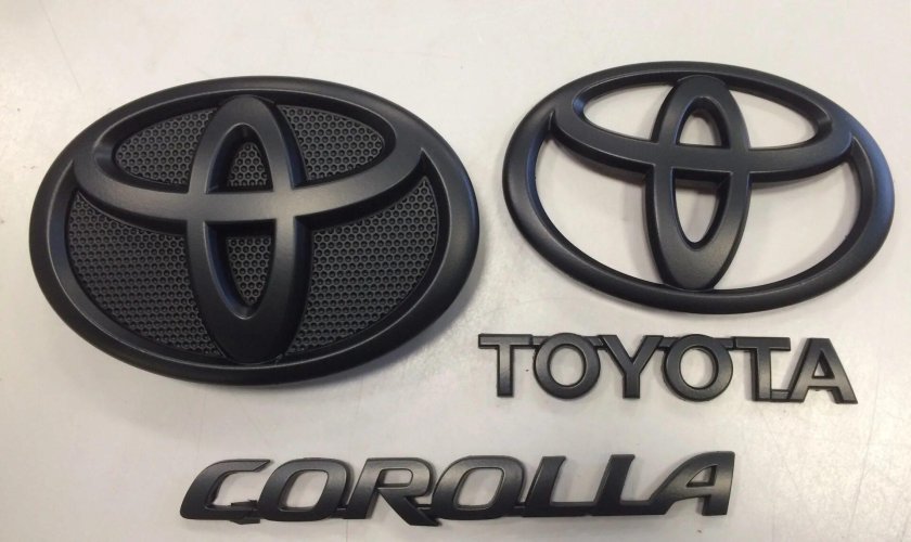 Антихром эмблема Тойота