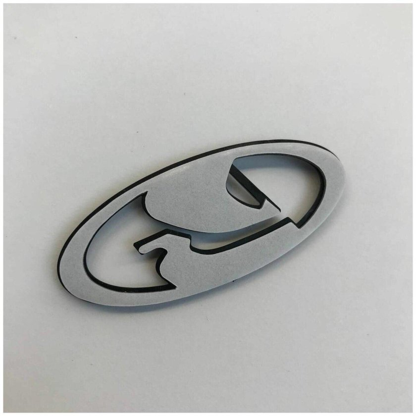 Значок Лада Веста