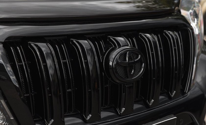 Toyota Land Cruiser Prado антихром