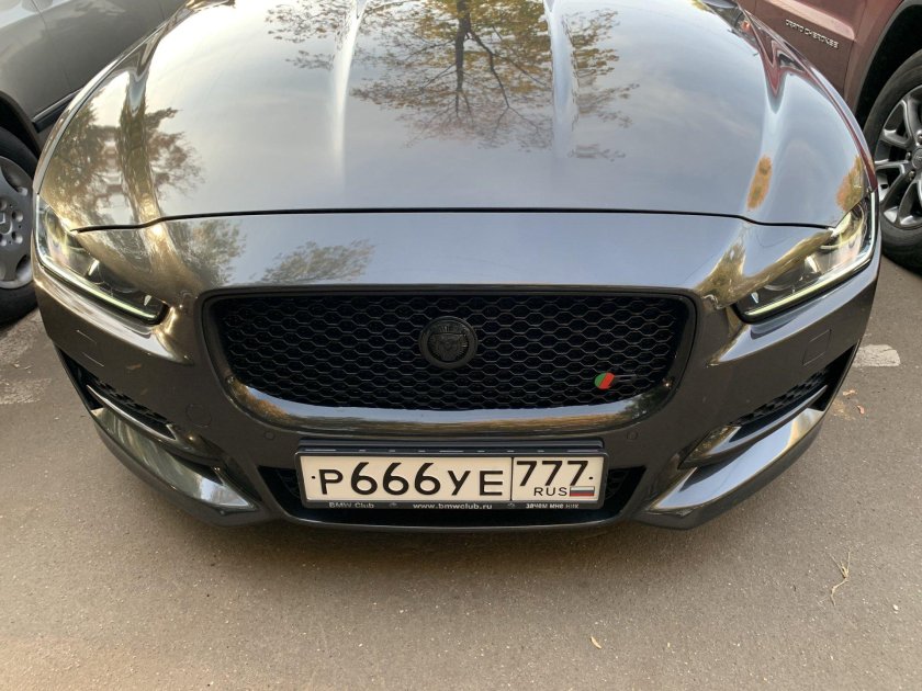 Антихром Jaguar XJ