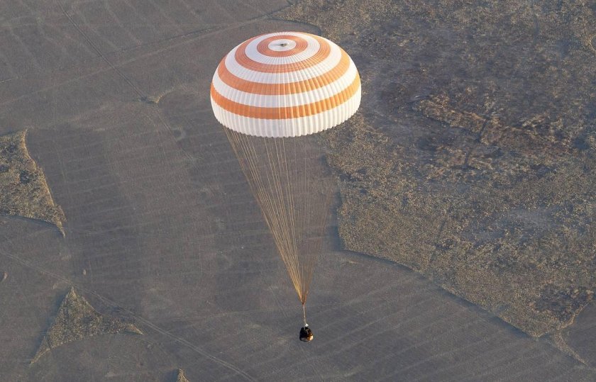 Спускаемая капсула корабля "Союз ТМ-14"