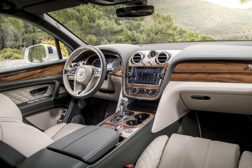 Bentley Bentayga салон