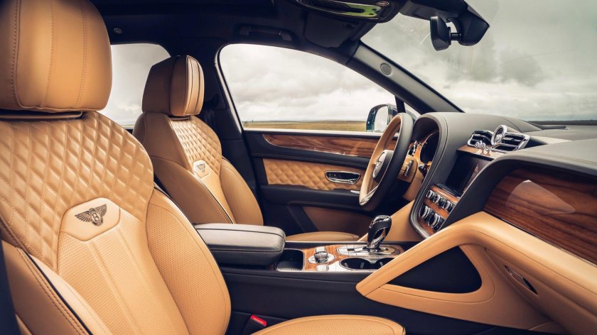 Bentley Bentayga 2021 салон