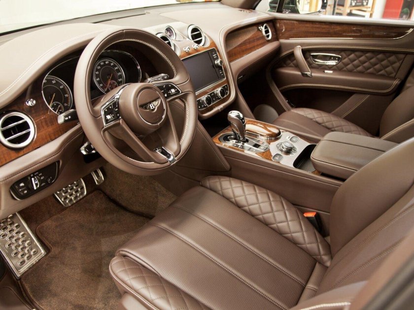 Bentley Bentayga 2022