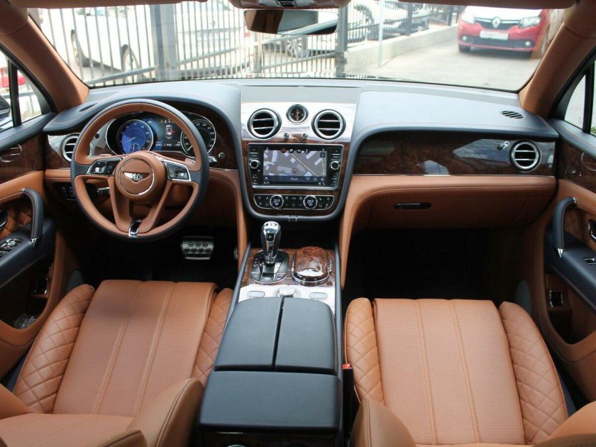 Bentley bentayga салон