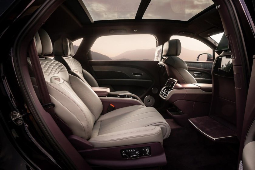 Bentley Bentayga 2023