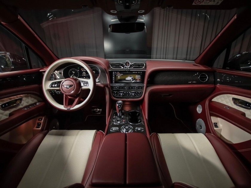 Bentley bentayga v 8