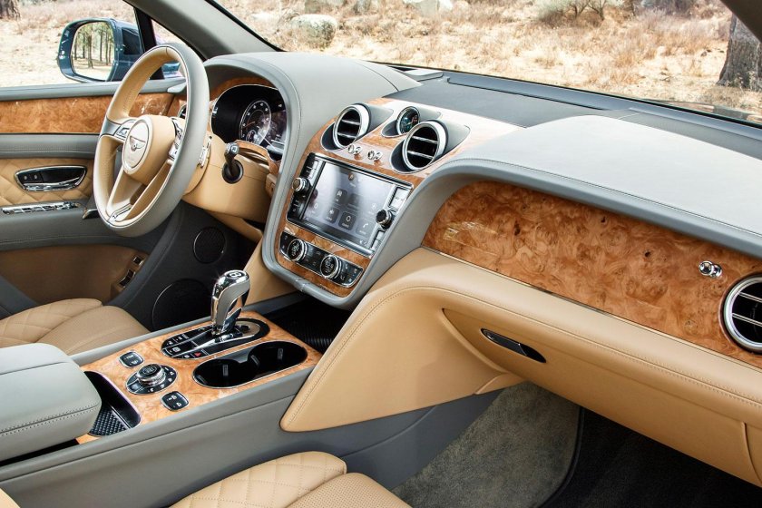 Bentley Bentayga салон