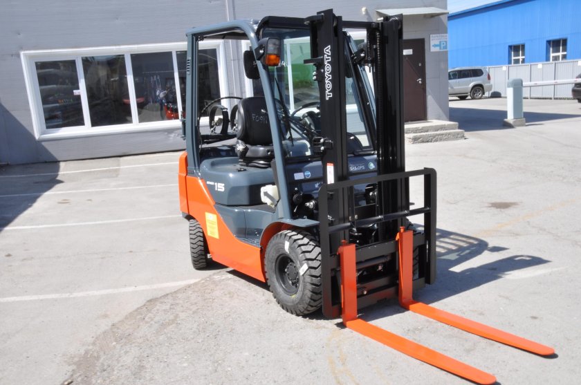 Погрузчик Тойота 8fd25