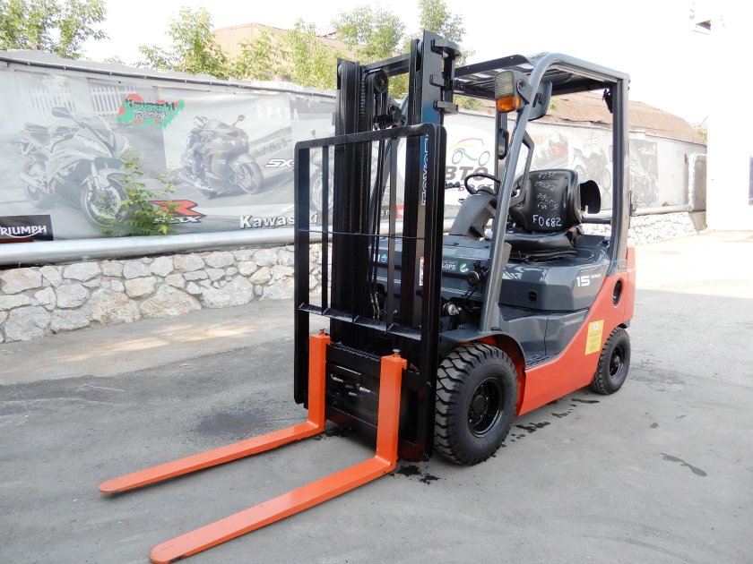 Характеристика вилочного погрузчика Toyota