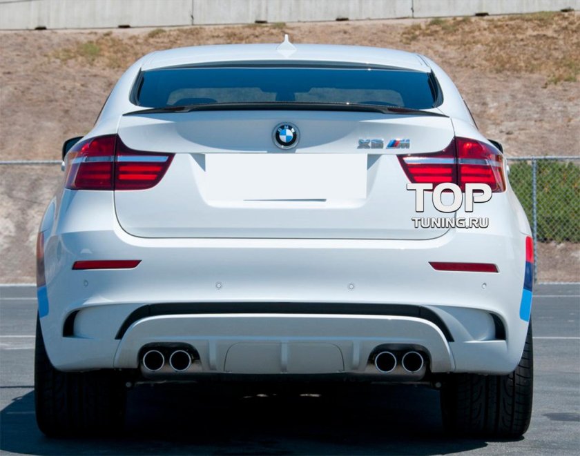 БМВ Икс 6 сзади