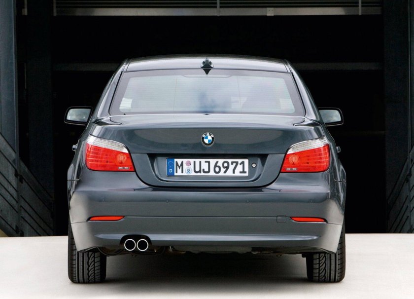 BMW e60 520i