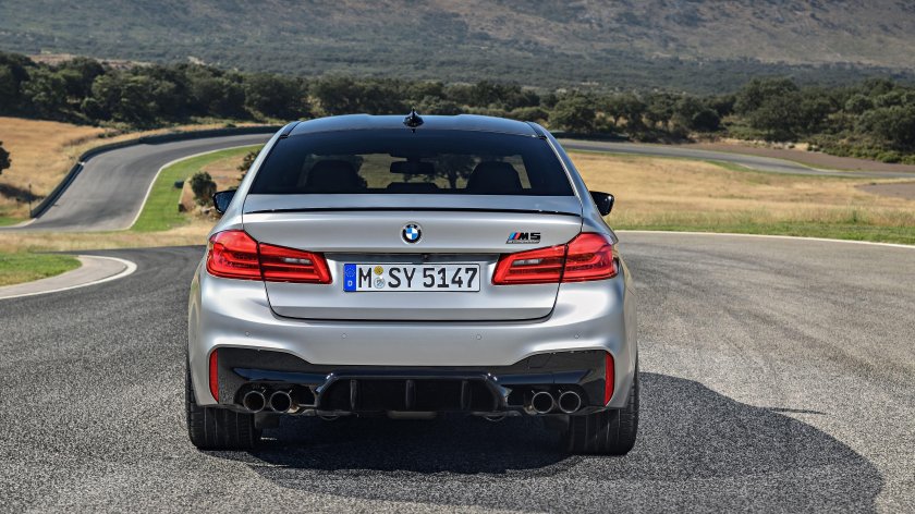 BMW m5 f90 сзади