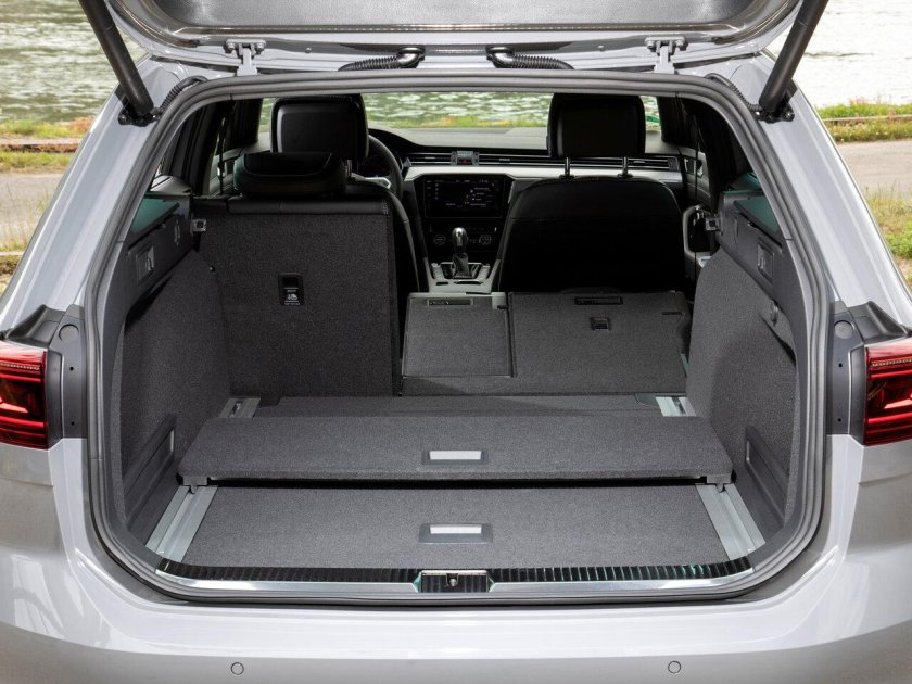 Passat variant багажник b8