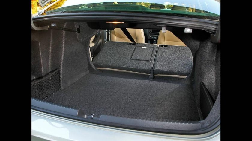 Багажник Джетта 6