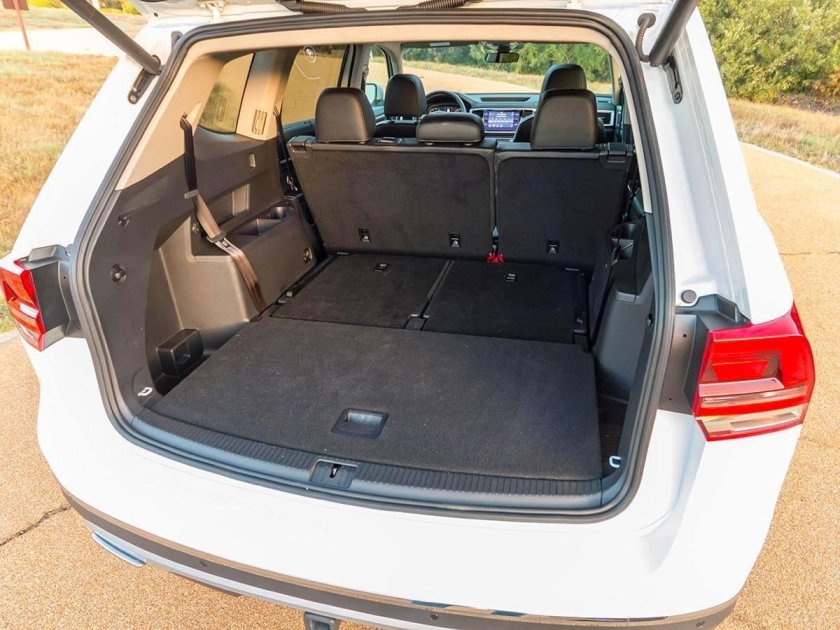 Volkswagen Taos багажник