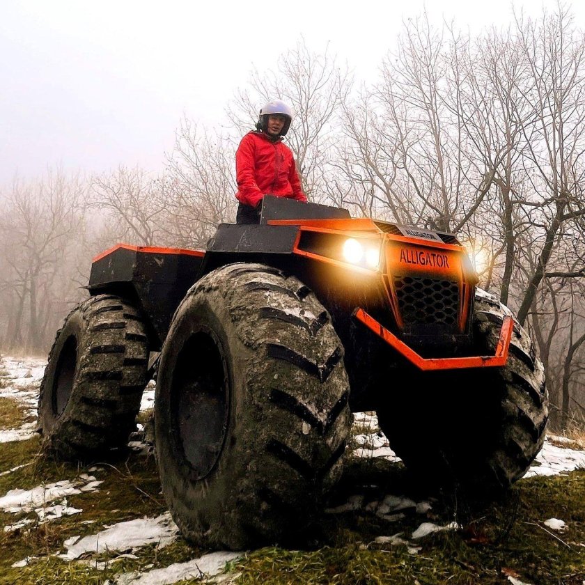 Гусеничный вездеход Аллигатор