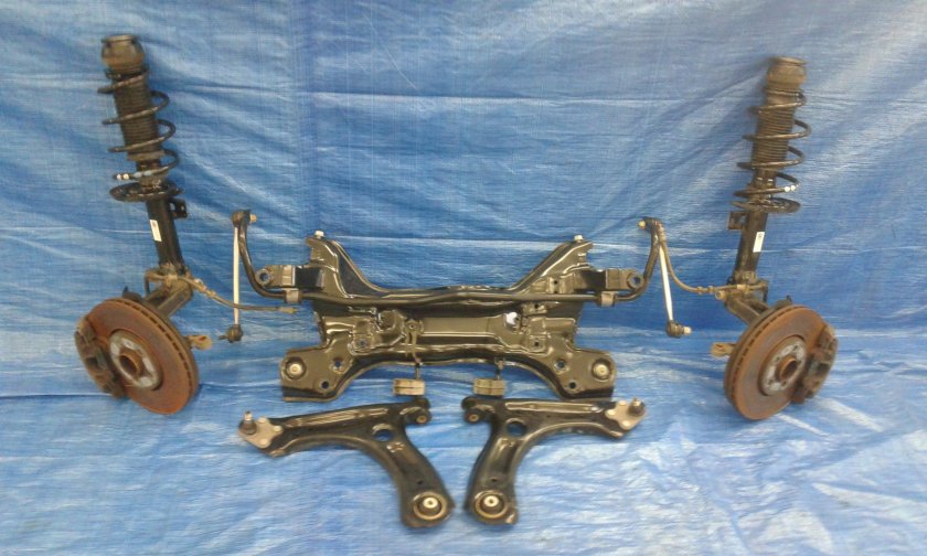 Передняя подвеска Шкода Рапид