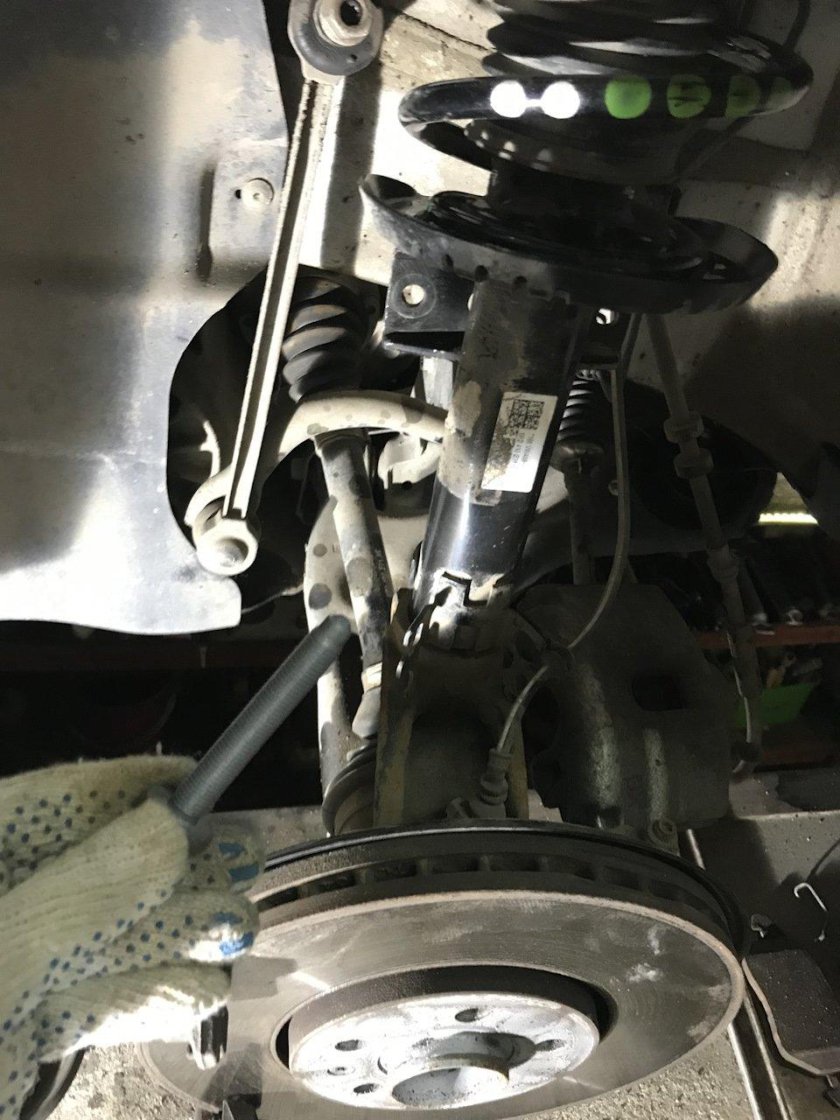 Подвеска Шкода Рапид 2021